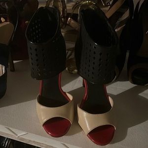 Taylor Says- New without tags, size 5 high heels Black, red, beige